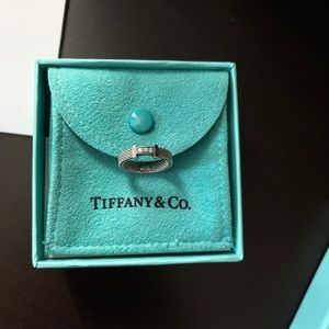Tiffany & Co. Ring w/ 3 Diamonds - Size 5